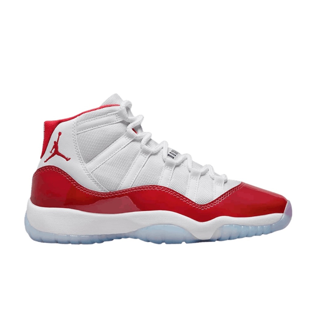 New never worn 
Cherry red 11’s 

Size 6.5 boys 8.5 women